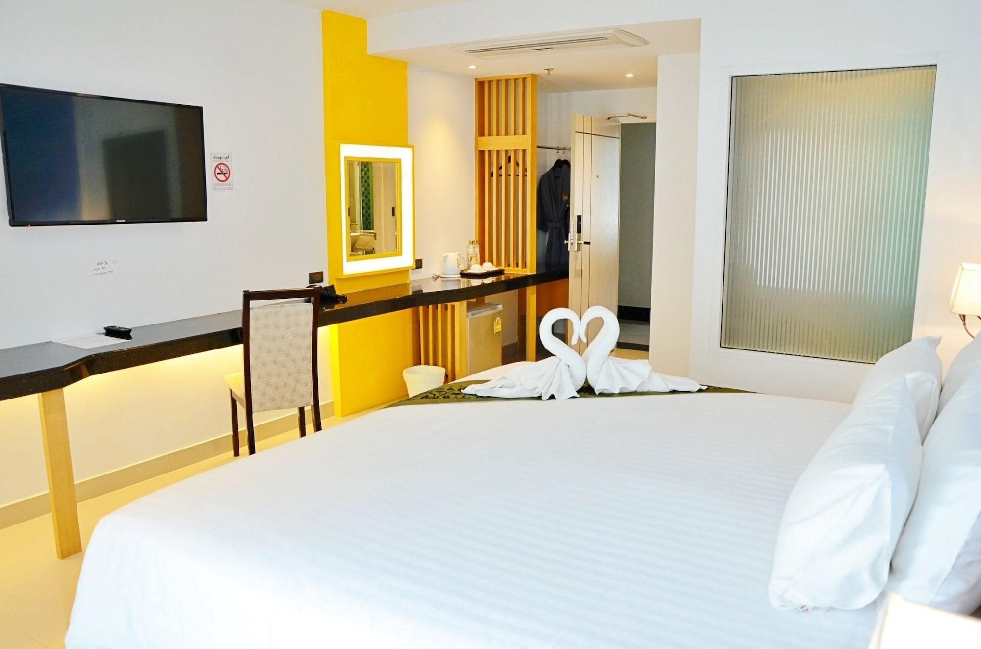 The Forest Hotel Pattaya Ban Nong Tabaek Bagian luar foto