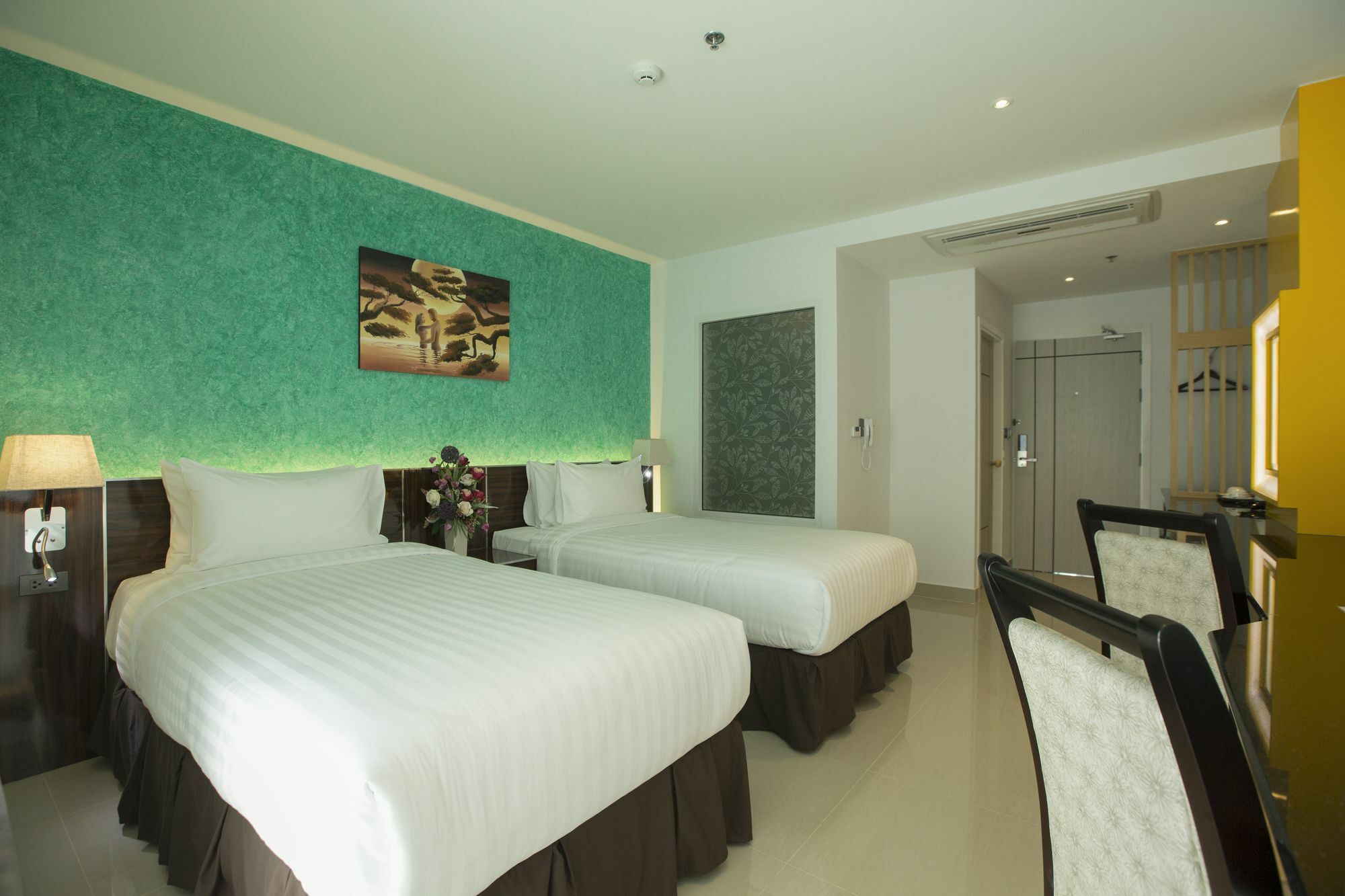 The Forest Hotel Pattaya Ban Nong Tabaek Bagian luar foto